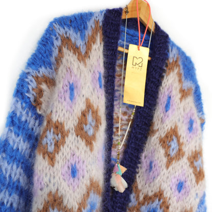 Strikkeoppskrift – Chunky Mohair-jakke Alpine Breeze nr.12 (ENG-DE-NL-ES-FR-IT-DA-SV-NO)
