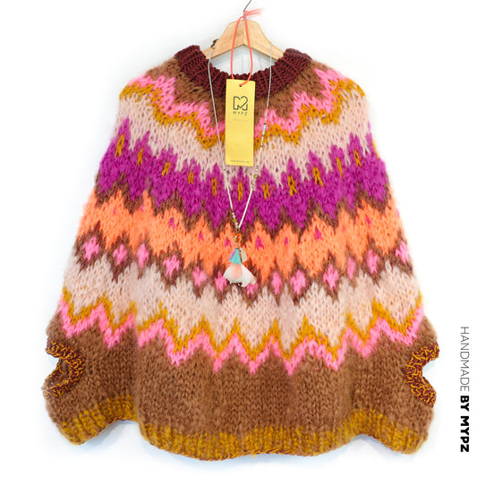 Strikkeoppskrift – MYPZ Chunky Topdown Mohair-poncho Brownberry nr.12 (ENG-DE-NL-ES-FR-IT-DA-SV-NO)