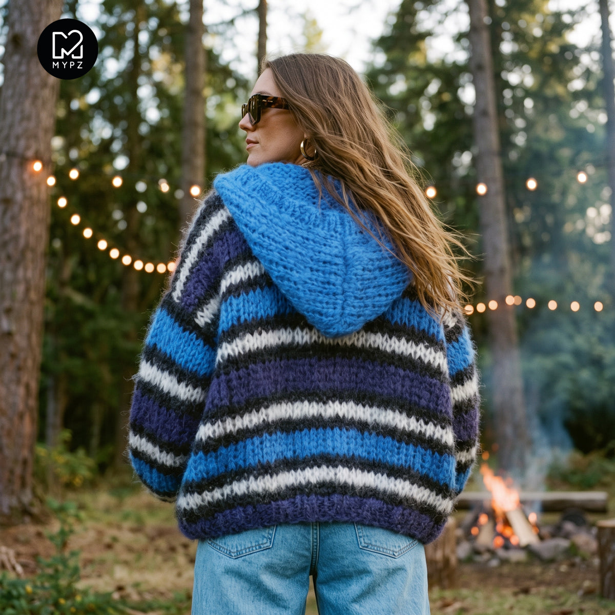 Strikkeoppskrift – MYPZ hettejakke i chunky mohair, bomberjakke og cardigan, blå nr.15 (ENG-DE-NL-ES-FR-IT-DA-SV-NO)