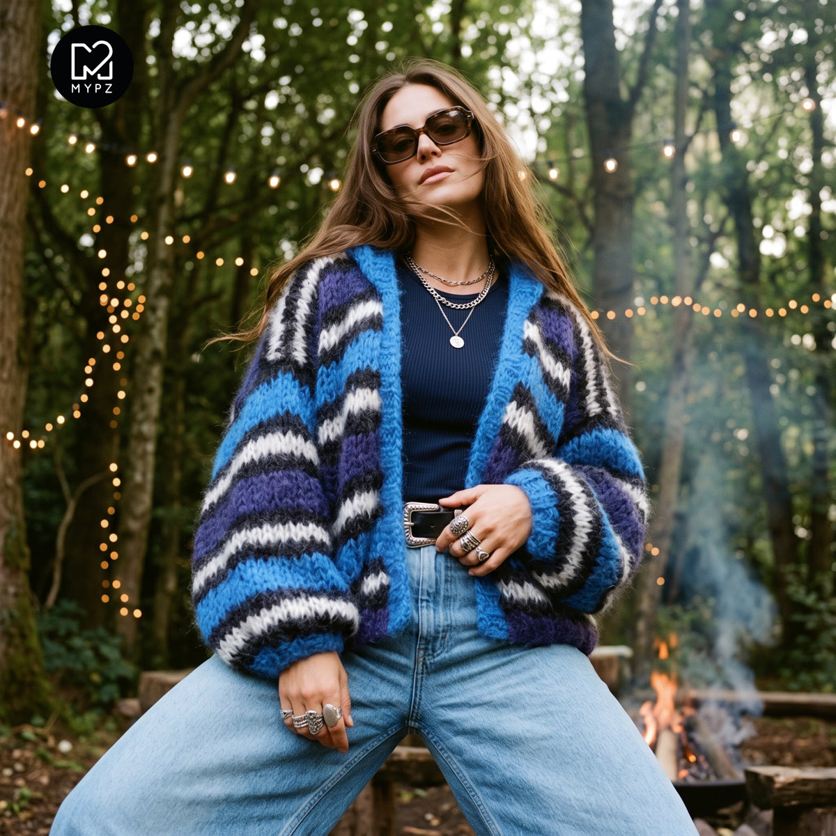 Strikkeoppskrift – MYPZ hettejakke i chunky mohair, bomberjakke og cardigan, blå nr.15 (ENG-DE-NL-ES-FR-IT-DA-SV-NO)