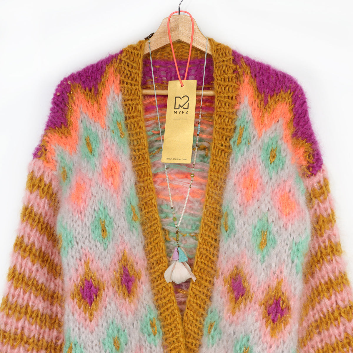 Strikkeoppskrift - Chunky Mohair-jakke Flora nr.12 (ENG-DE-NL-ES-FR-IT-DA-SV-NO)