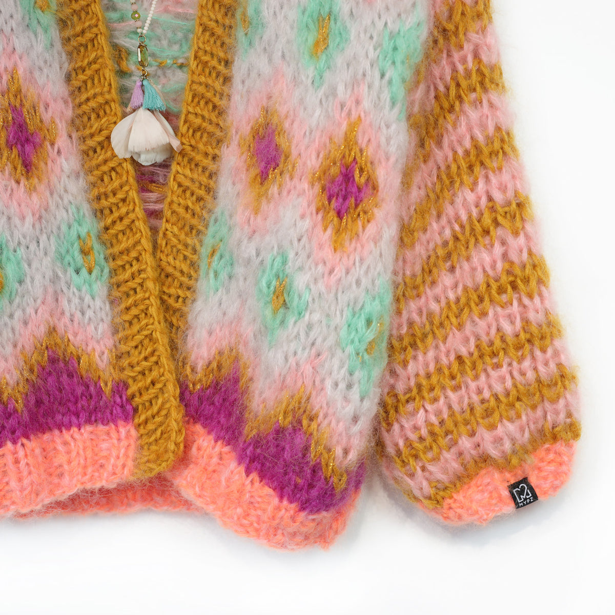 Strikkeoppskrift - Chunky Mohair-jakke Flora nr.12 (ENG-DE-NL-ES-FR-IT-DA-SV-NO)